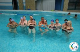 Упражнения для беременных в воде